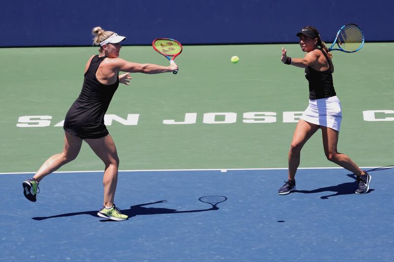 Giuliana Olmos y Gabriela Dabrowski