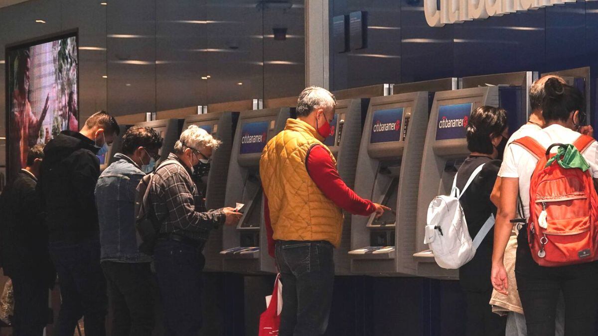 ¿Qué bancos darán servicio en Navidad y Año Nuevo 2022?