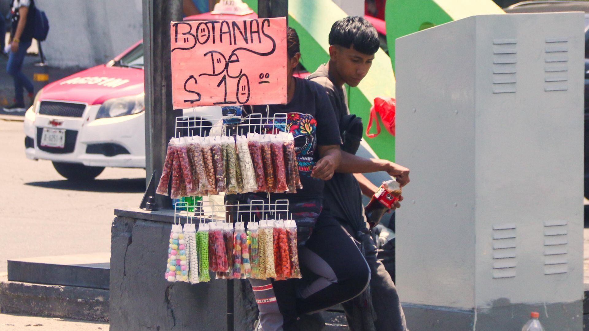 Iztacalco es una demarcación pequeña comparada con otras que tiene alrededor, pero grande en problemas, abandono y asuntos a resolver.