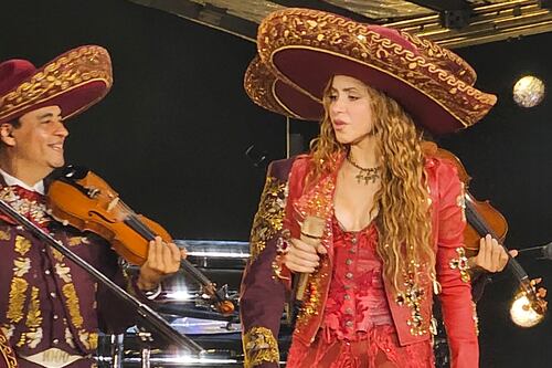 Shakira conmueve en Guadalajara al dedicar una canción a alguien muy especial en su vida