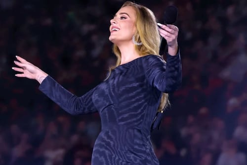 Adele será la estrella del show medio tiempo del Super Bowl 2026; ya firmó contrato