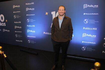 Político Mx celebra una década informando sobre la política de México.