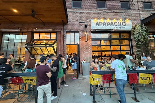 Apapacho: la taquería que lleva el sabor auténtico de México a Washington D.C.