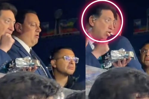 Filtran las reacciones de comentaristas de Televisa por el medio tiempo del Conejo Malo