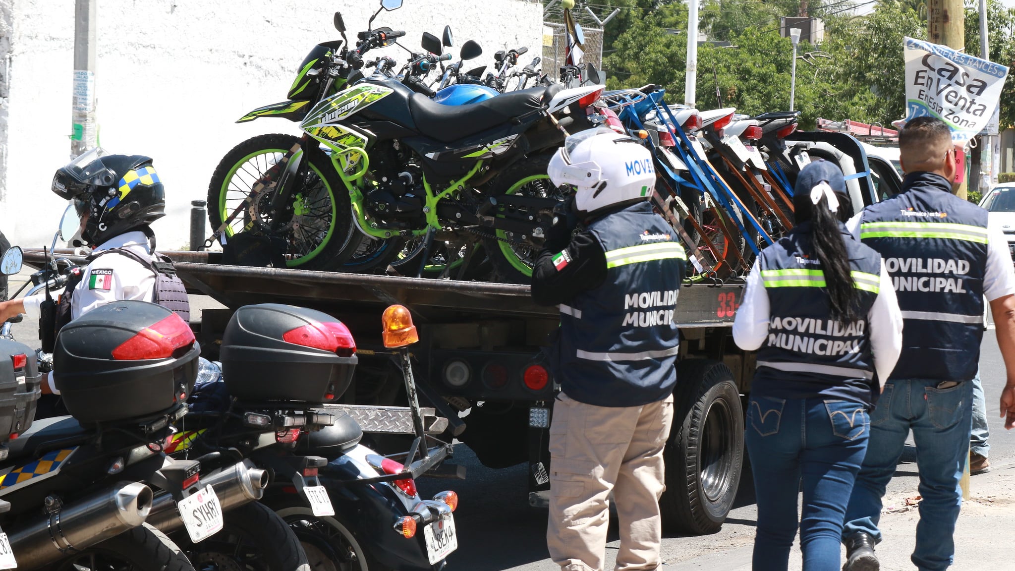 Los operativos se realizaron en diferentes colonias populares del municipio de Tlajomulco.