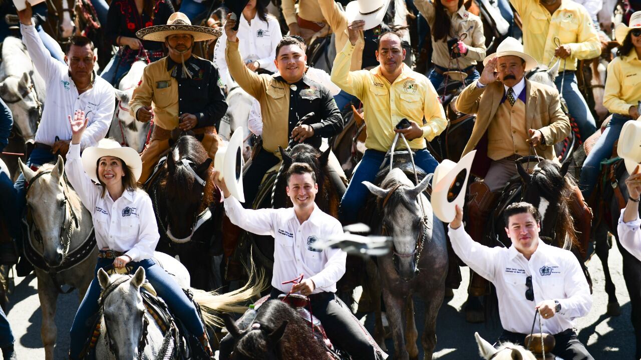 Samuel García acompañó al alcalde de Monterrey Luis Donaldo Colosio Riojas.