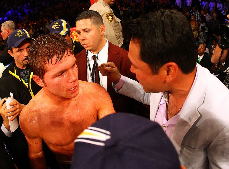 Óscar de la Hoya fue hace tiempo promotor del Canelo Álvarez