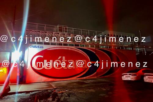 Trabajador fallece al caer en máquina de una fábrica de galletas en Azcapotzalco