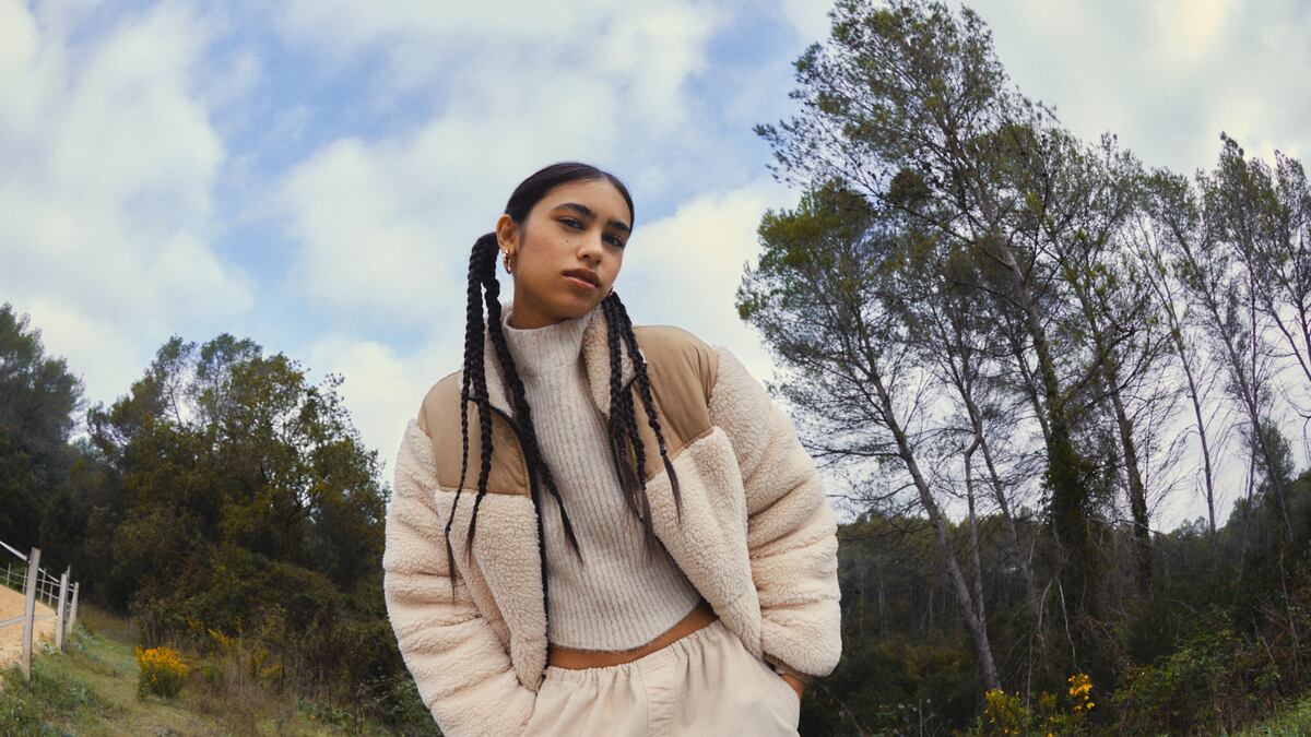 Conoce la tendencia gorpcore que invadirá tu armario este 2023