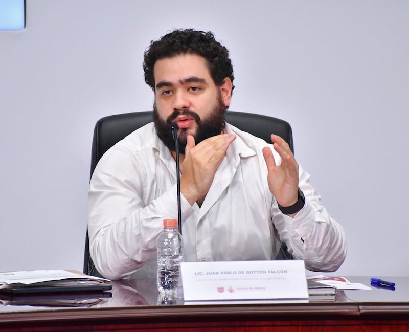 Juan Pablo De Botton Falcón