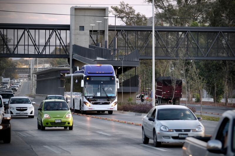 El Peribús en los primeros cuatro días ha movilizado a 648 mil personas, según datos de las autoridades.