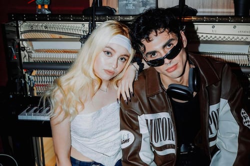 Tras éxito con CD9, Alan Navarro estrena colaboración junto a Karol Sevilla
