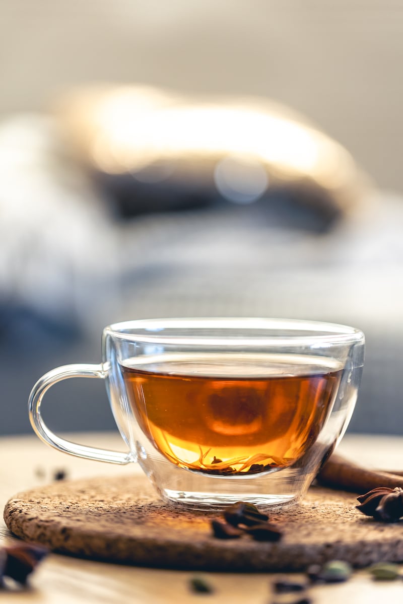 Durante siglos, el té ha sido apreciado no solo por su sabor, sino también por sus propiedades medicinales. Foto: Magnific.
