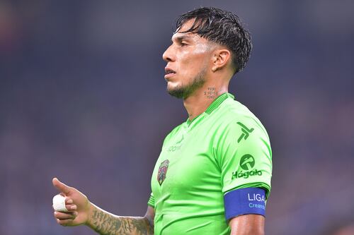 Carlos Salcedo llega a Monterrey para firmar con Rayados: “Es un muy bonito reto”