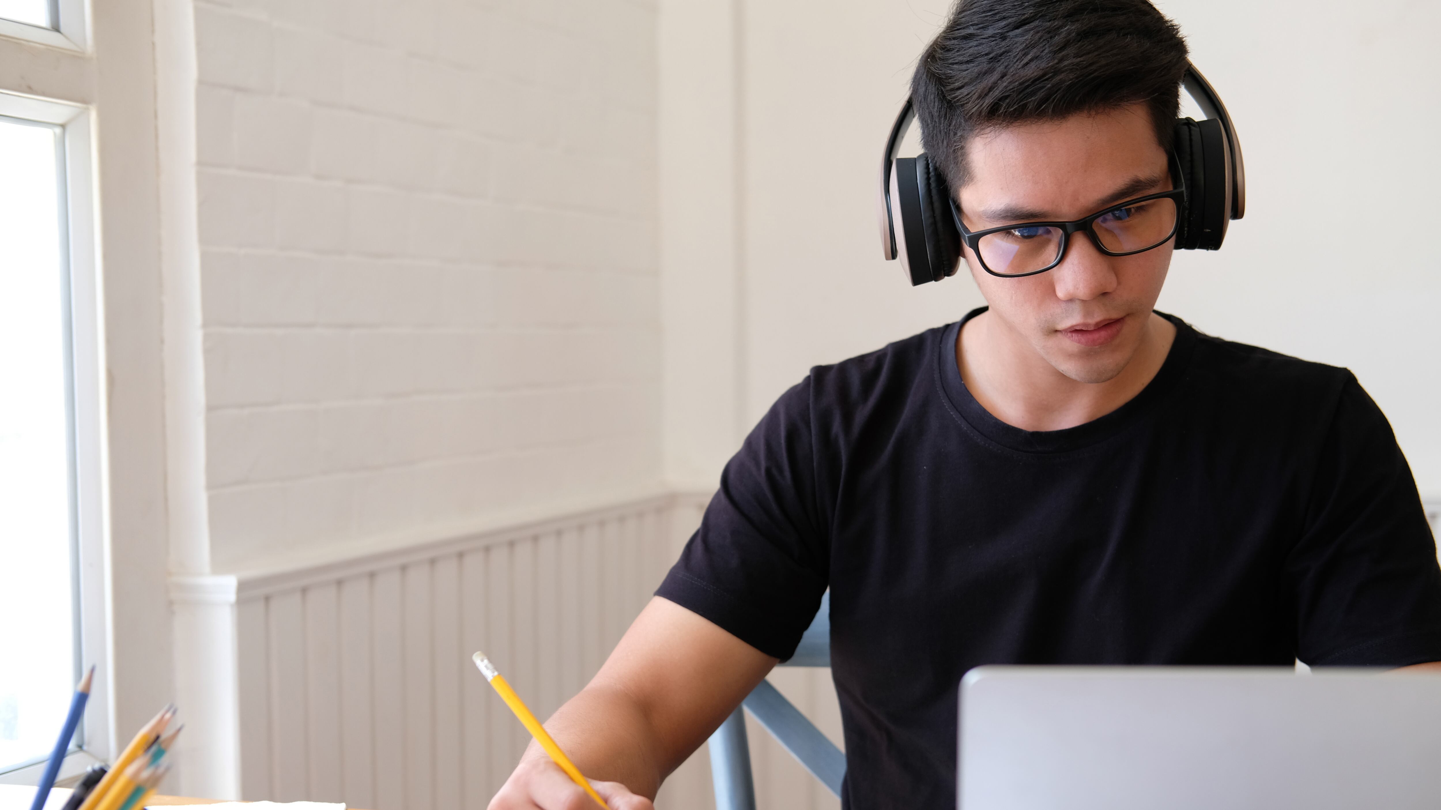 Nestlé también ofrece espacios de trabajo a través Jóvenes Construyendo el Futuro y, si eres más aventado, tiene vacantes en sus plantas de todo el mundo.