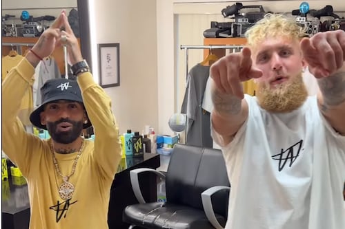 Arcángel se une al youtuber Jake Paul para vender productos para el hombre