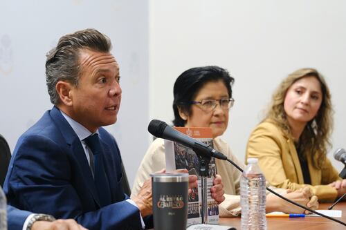 Lemus presenta iniciativa de Ley de Transparencia tras 15 foros y consulta ciudadana