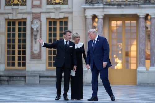 ¿Qué cenó Trump en Versalles? El lujoso menú francés con el que Macron lo recibió tras el G7