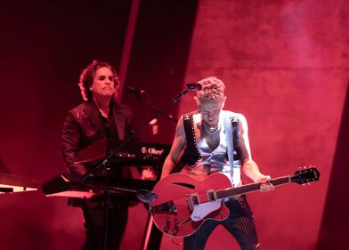 David Gahan, Martin Lee Gore y Andrew John Fletcher contagiaron a sus fanáticos con la energía de su gira ‘Memento Mori World Tour’, en la cual sorprendieron con temas como “Enjoy The Silence”, “Walking On My Shoes”, entre otros.