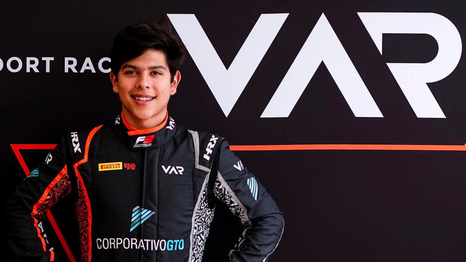 Rafael Villagómez compite para la escudería Van Amersfoort Racing.