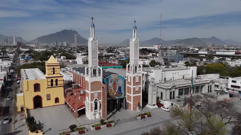 La Plaza Principal del municipio puede ser admirada por su belleza arquitectónica.