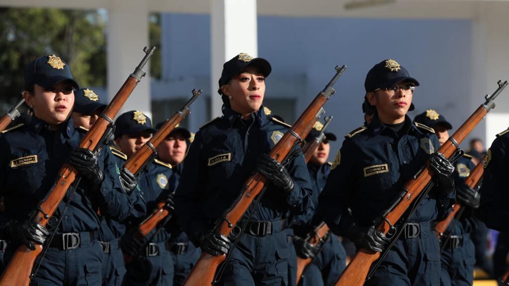 Graduados de la Universidad de la Policía en CDMX. Foto: Cortesía