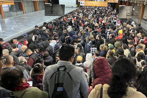 Caos en Línea 7 del Metro CDMX: usuarios denuncian esperas de hasta 25 minutos