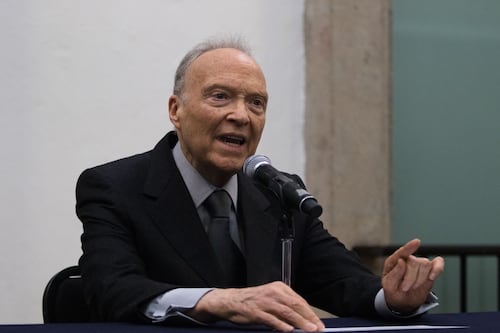 Sheinbaum propone a Alejandro Gertz como embajador; esto dice su renuncia a la FGR