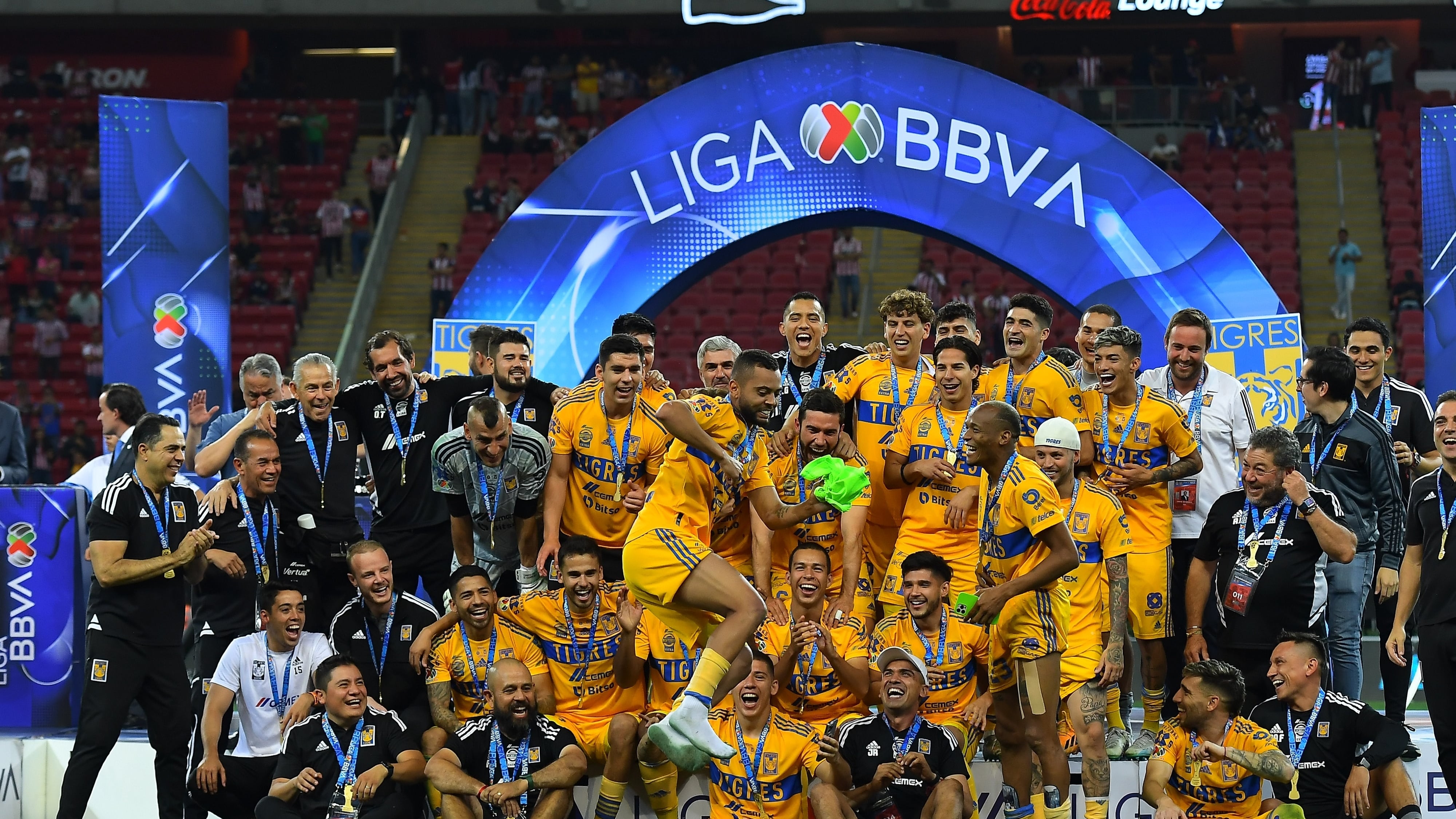 Los Tigres levantaron su octava estrella en la historia