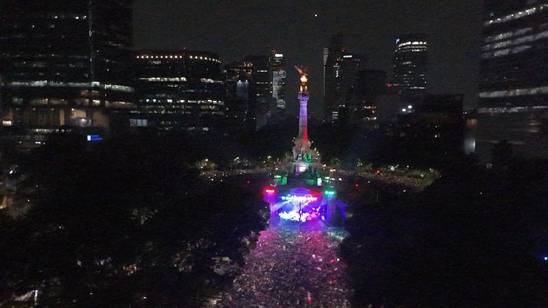 ¡CDMX explota de alegría!, más de 700 mil aficionados celebran triunfo de México ante Corea