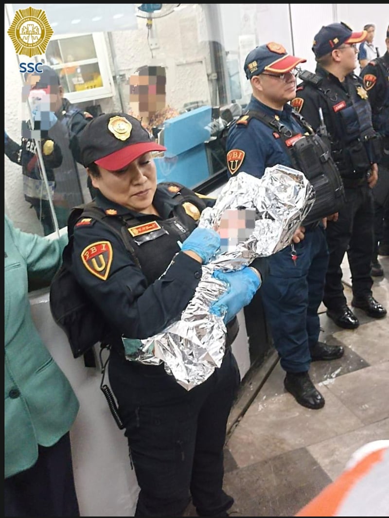 Nace bebé en el Metro CDMX