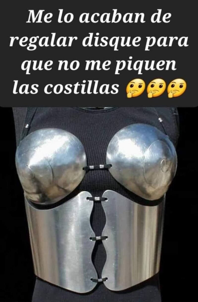 Memes de "piquete en la costilla".