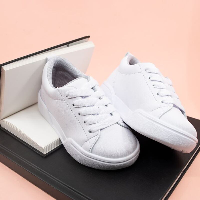 Tenis escolares
