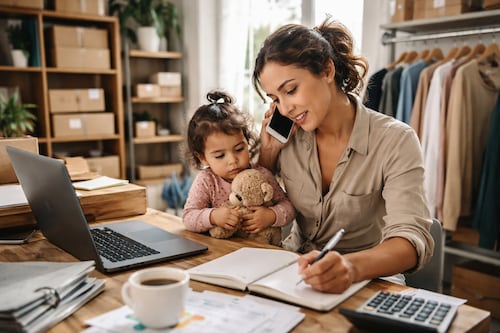 Mujeres sostienen hogares y negocios en México, pero aún enfrentan barreras de crédito