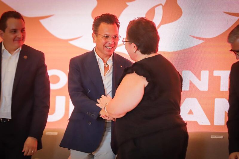 Pablo Lemus promete convertir modelo educativo de Jalisco en ejemplo nacional