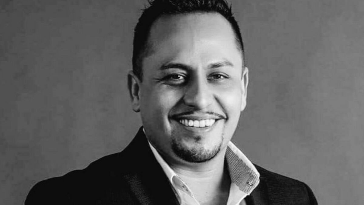 murió esta mañana como resultado del ataque armado que sufrió el jueves por la tarde.