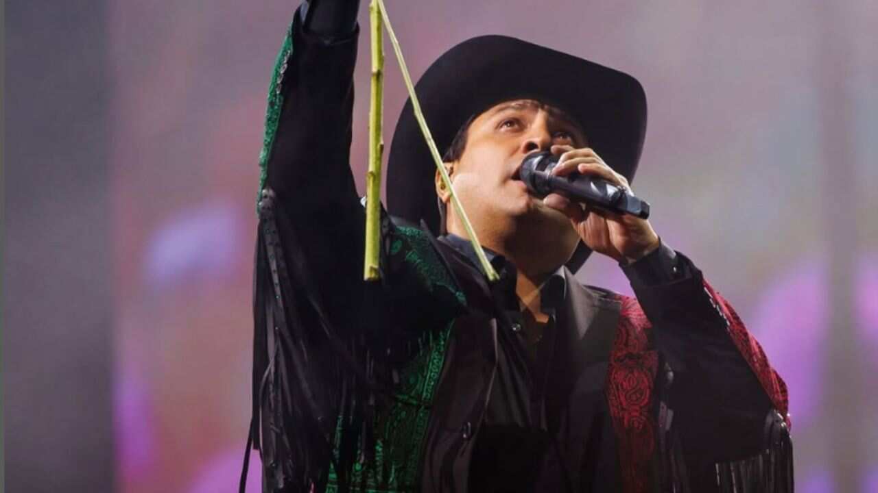 Julión Álvarez vuelve a territorio estadounidense por todo lo alto