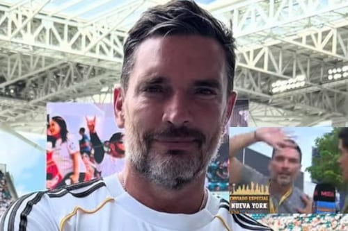 Agreden a Julián Gil por invadir El Chiringuito: “Acreditan a cualquiera”