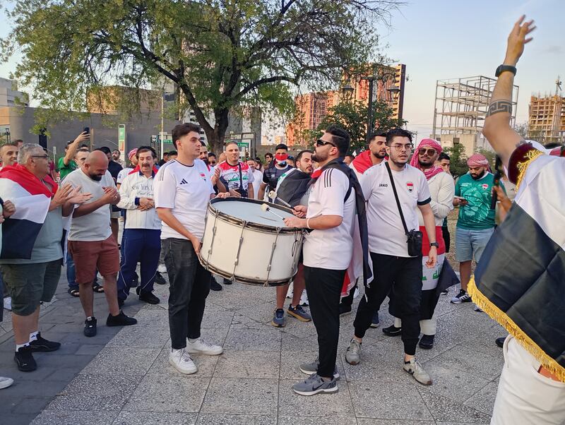 La fiesta fue animada por tambores, canto y baile.