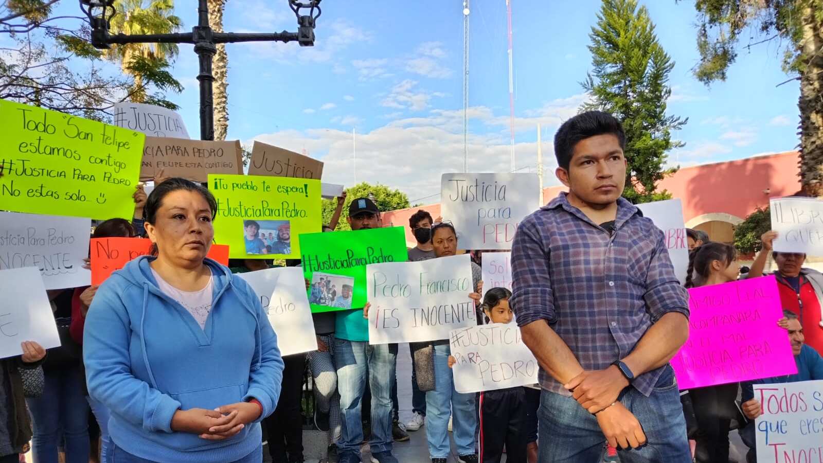 Exigen libertad de guanajuatense preso en Tlaxcala acusado de homicidio por llamarse igual a presunto culpable.