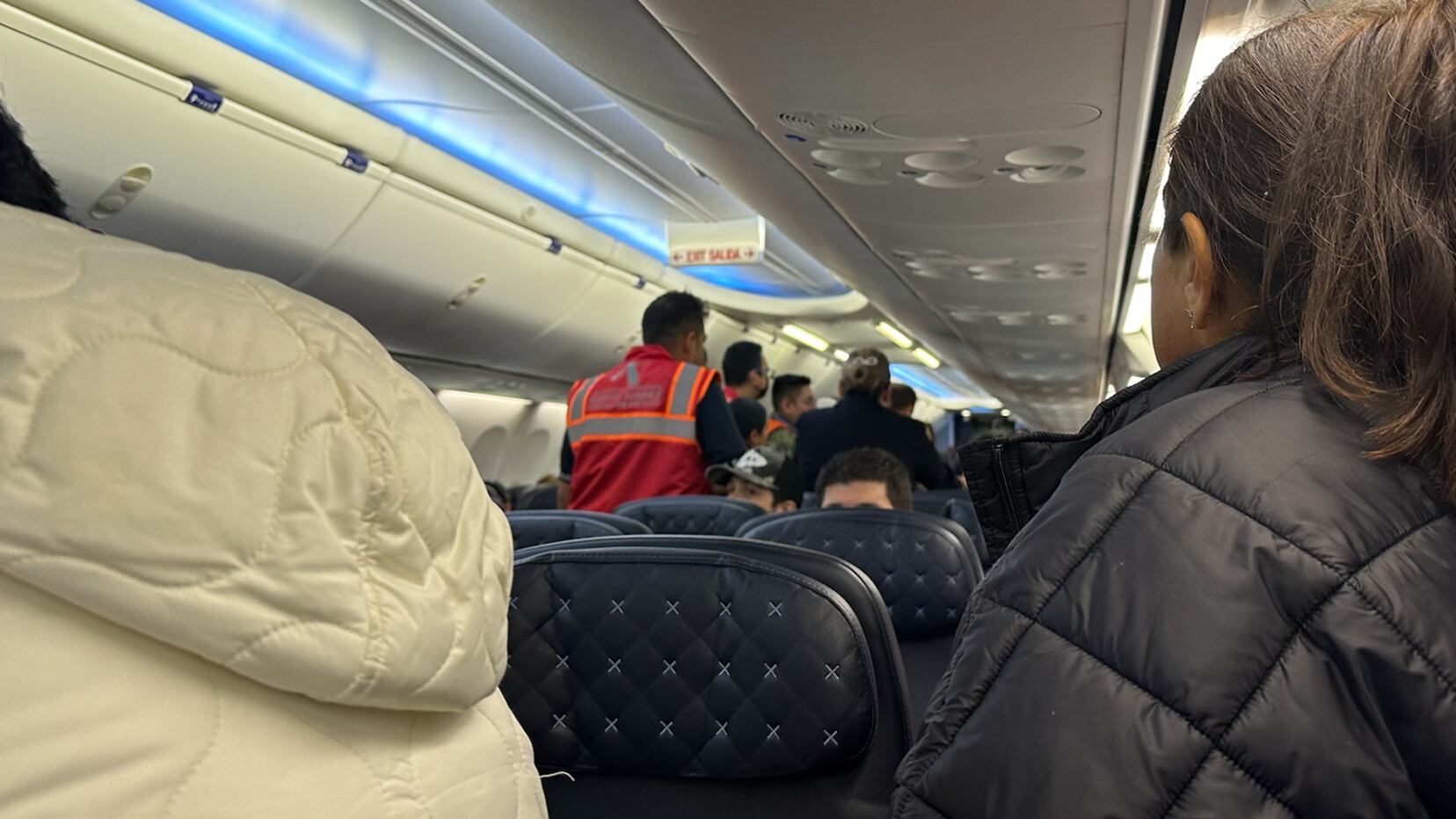 La pasajera era una ciudadana colombiana que no fue admitida en México