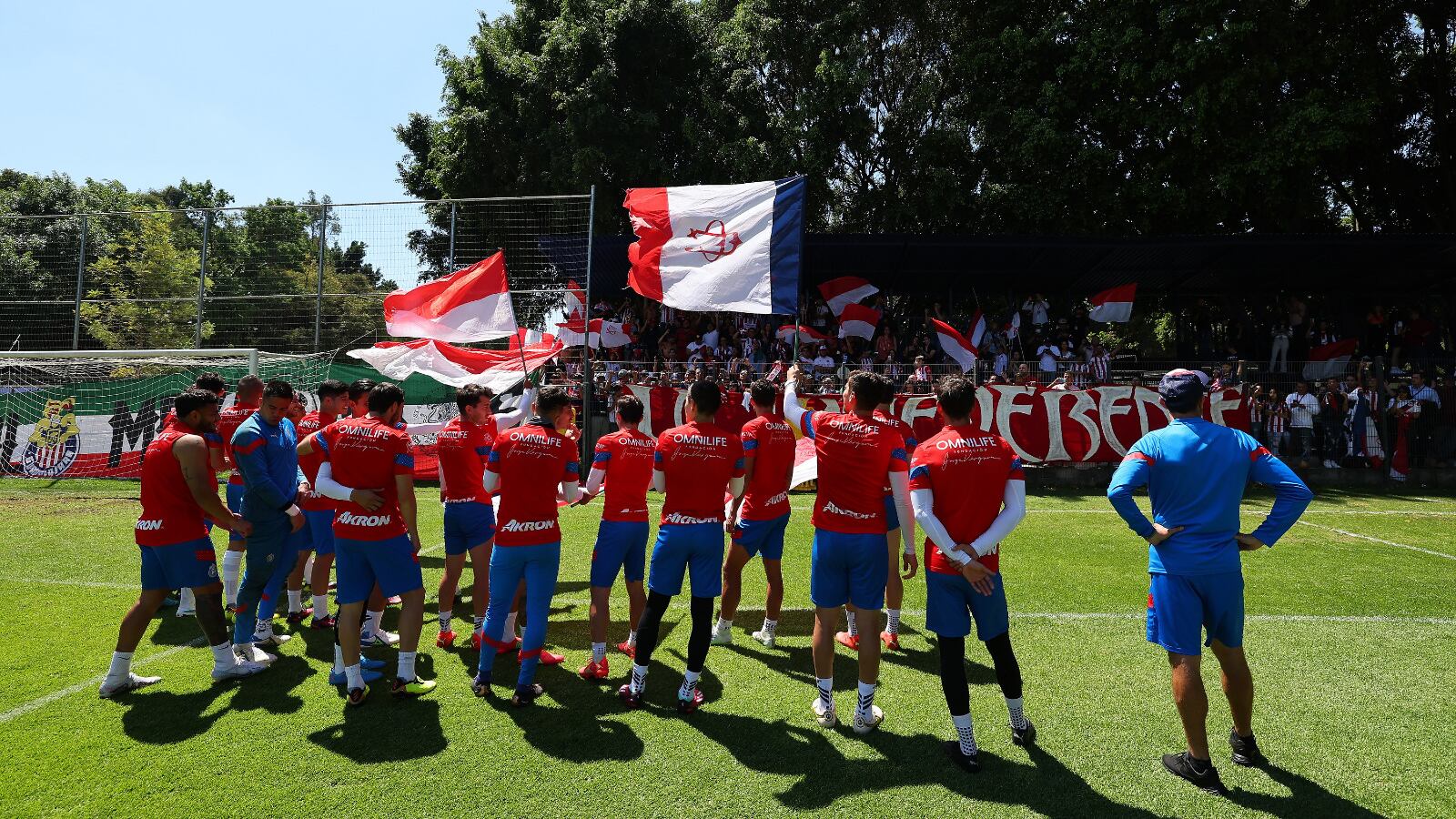 Los jugadores del Rebaño tuvieron un momento agradable con su afición.