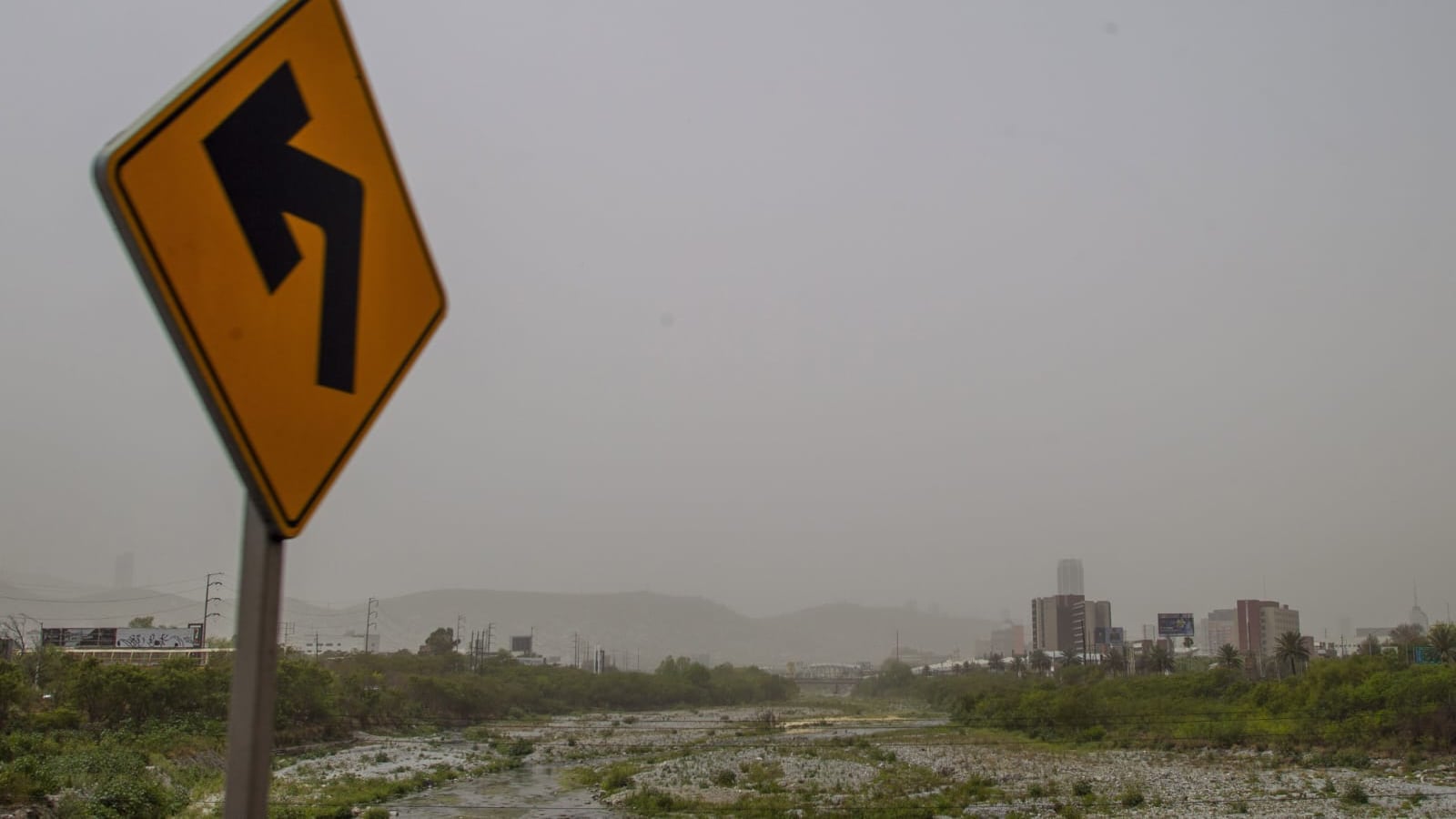 En Nuevo León la contaminación se acentúa cada vez más.
