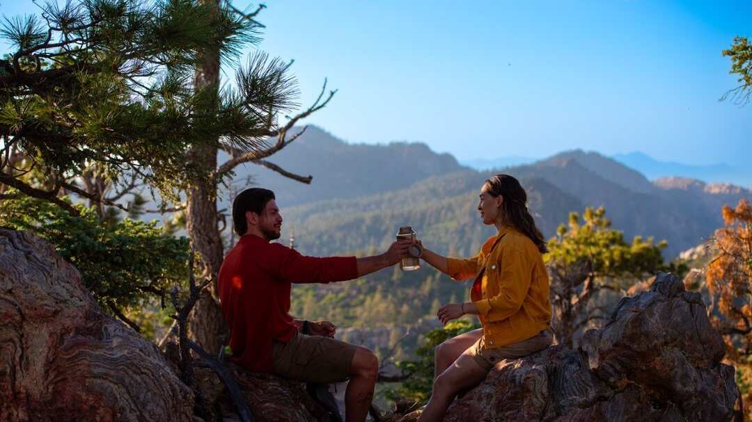 Baja California ofrece diversidad única: cultura fronteriza, vinos de clase mundial y paisajes naturales impresionantes
