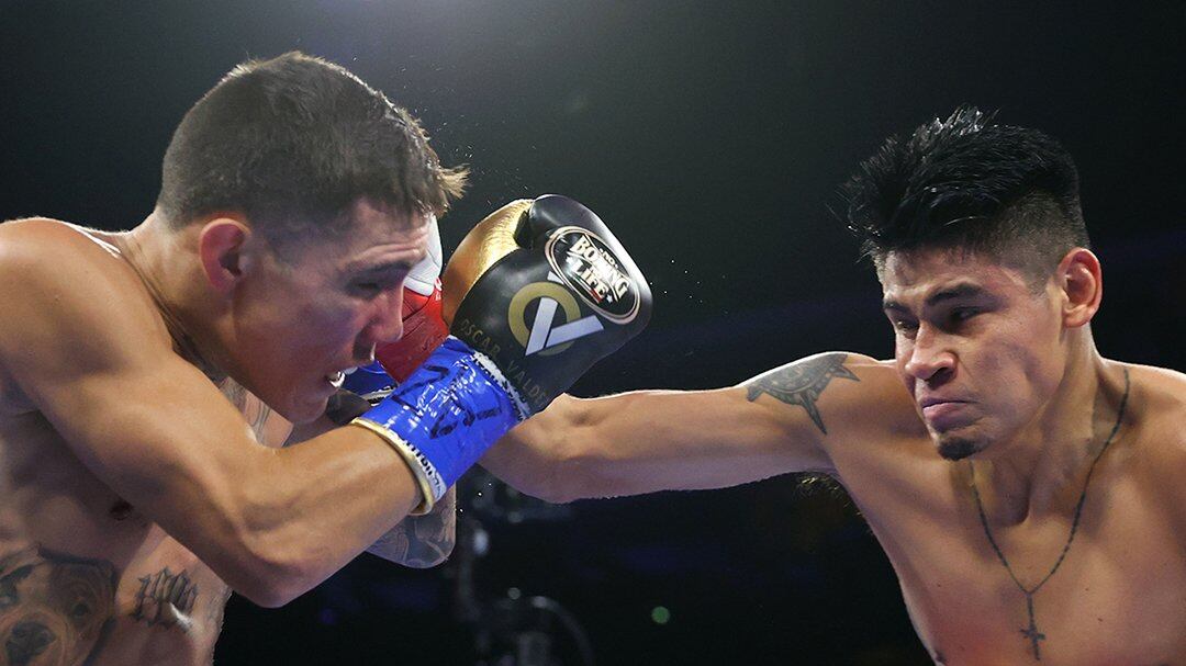 Emanuel Navarrete llega a 12 triunfos en peleas de campeonato I @TopRank