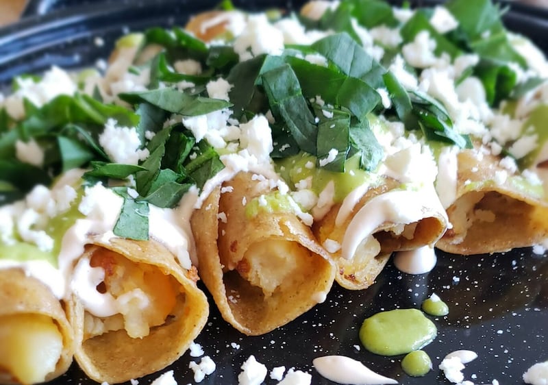 Tacos dorados de papa