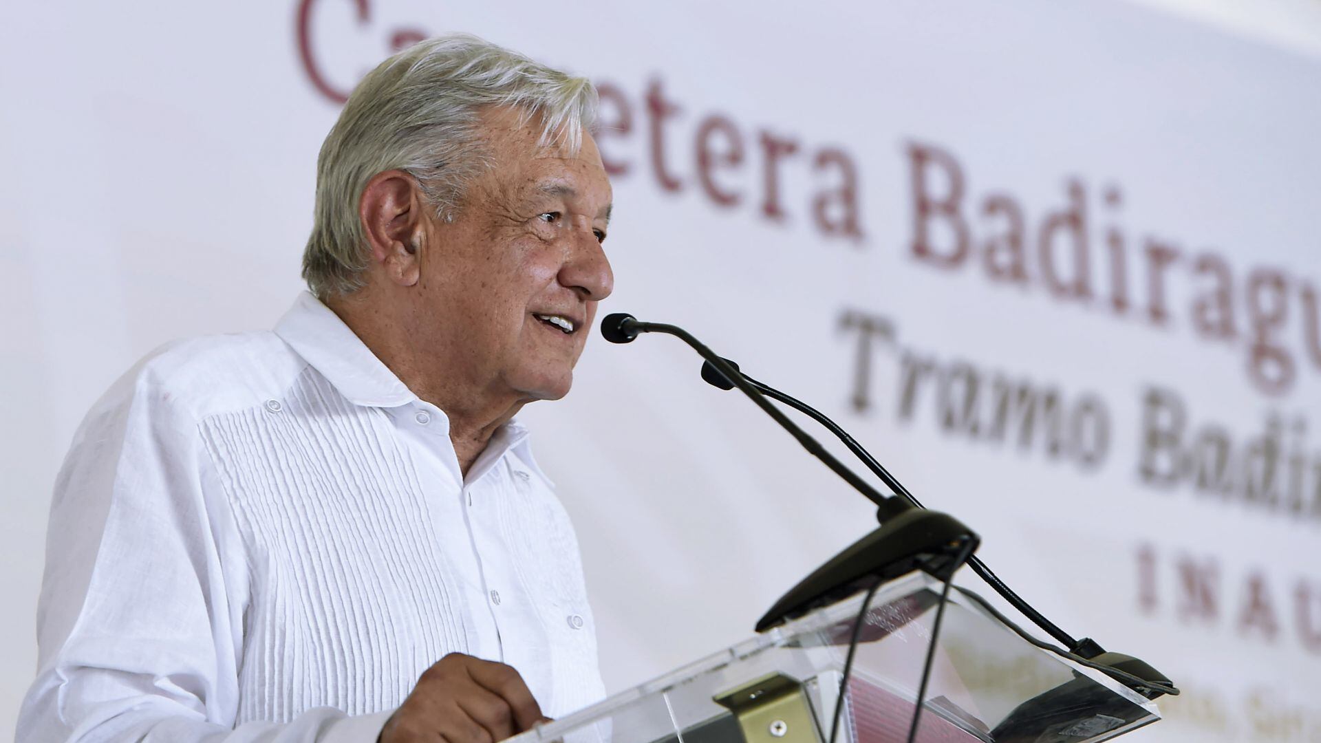 Andrés Manuel López Obrador, presidente de México, encabezó la inauguración de la Carretera Badiraguato – Guadalupe y Calvo, tramo Badiraguato – Los Frailes. (Cuartoscuro)