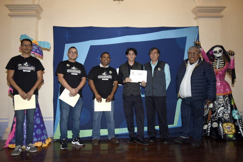 BUAP celebra el tradicional concurso de robótica Cocotrón 2024