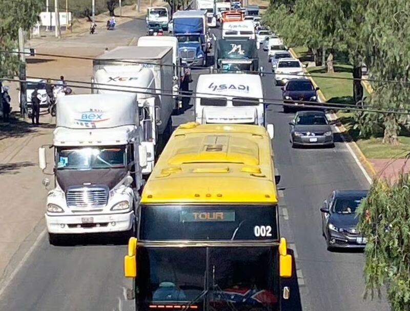 Exigen mejores condiciones de seguridad en las carreteras del país. (Especial)