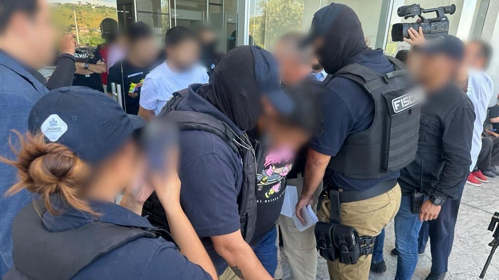 Detienen a presuntos responsables de secuestro de alcaldesa de Cotija